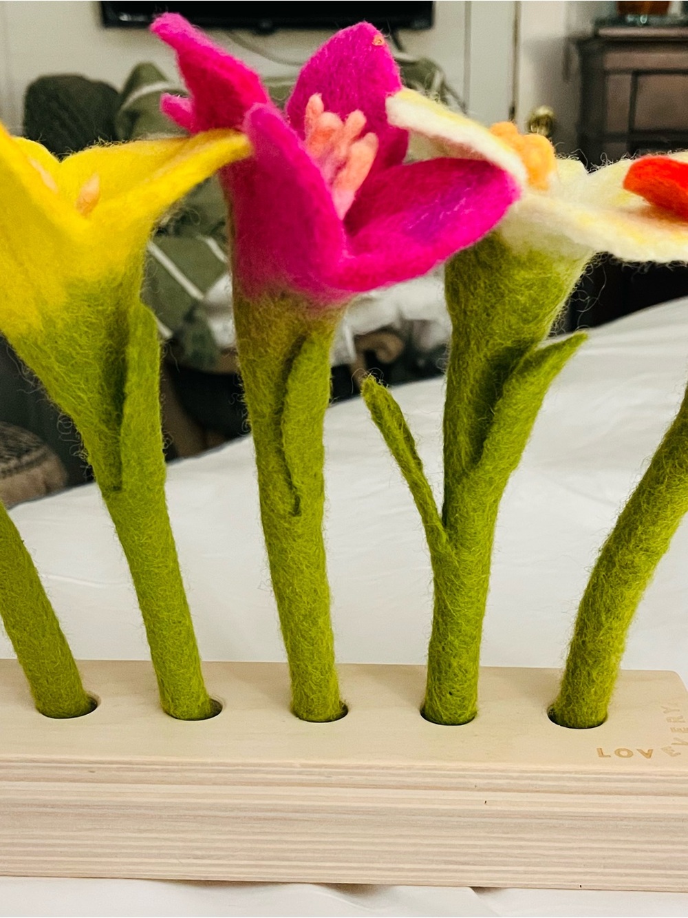 Felt Flower Sorting Toy - Pink & Yellow - Learning Playset